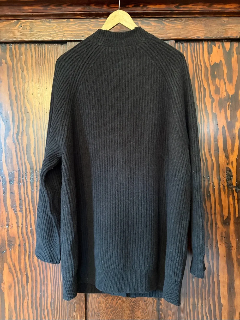 Everlane Black Ribbed Button-Front V-Neck Cardigan